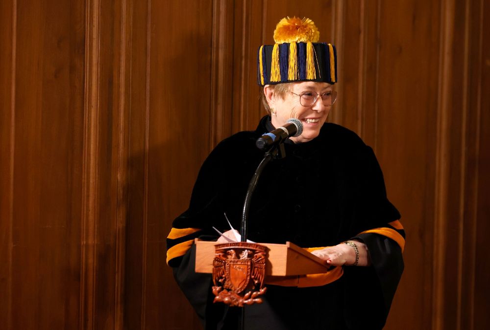 “Siento que este reconocimiento no sólo está dirigido a mí, sino también al pueblo chileno", dijo la expresidenta Michelle Bachelet.